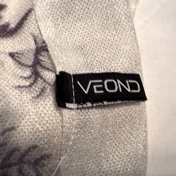 π Exquisite Vintage Black and White Floral 100% Pashmina From Veond - Picture 6 of 16